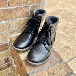 Mens black combat boots size 8